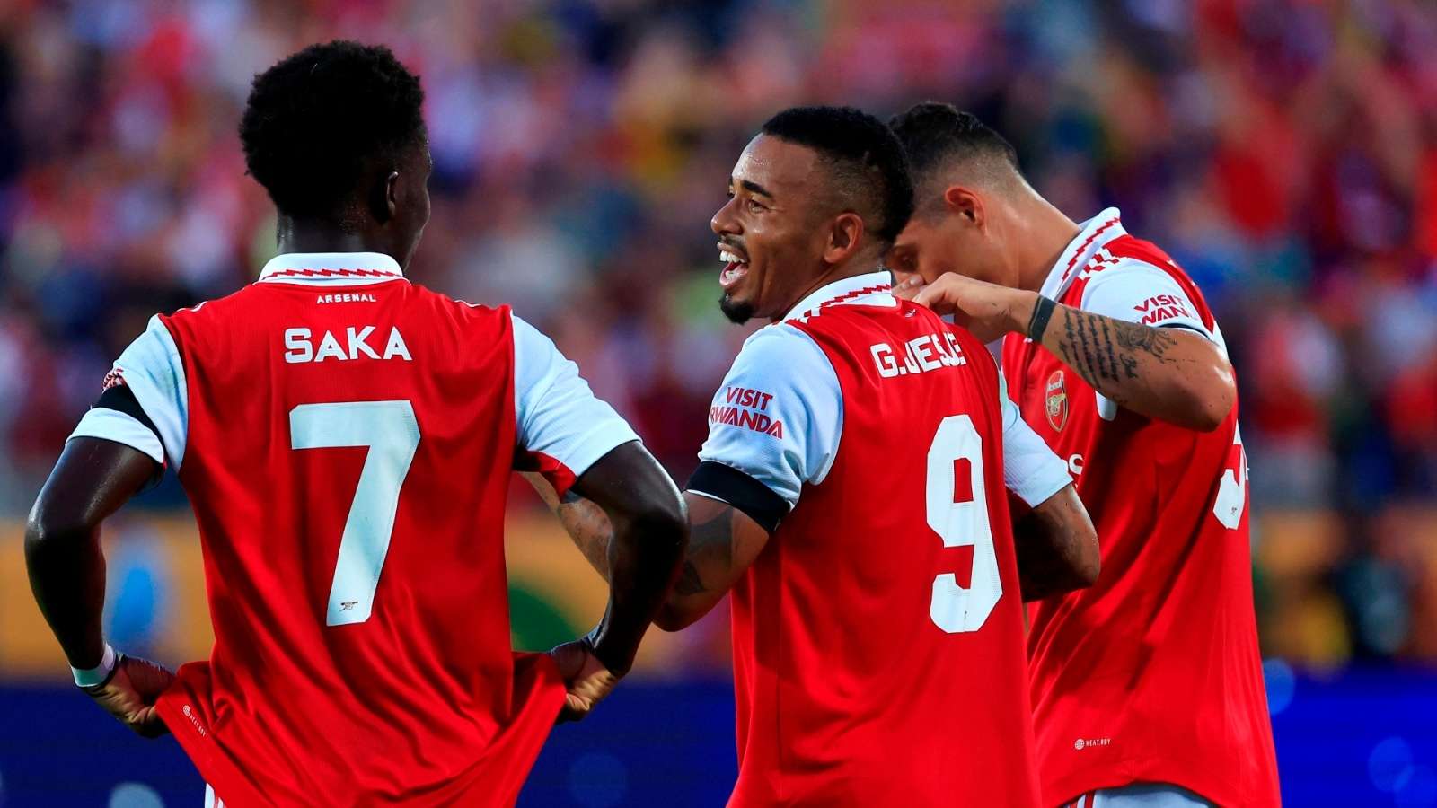 响菲尔米诺 响菲尔米诺